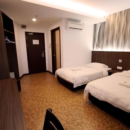 Pavilion Inn Miri Exterior foto
